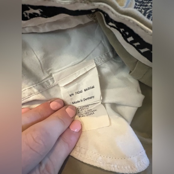 Pikeur side zip tan breeches - Picture 3 of 4